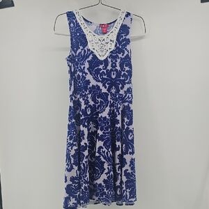 Pink Apple Blue & White Damask Print Dress with Sequin Lace Neckline Large